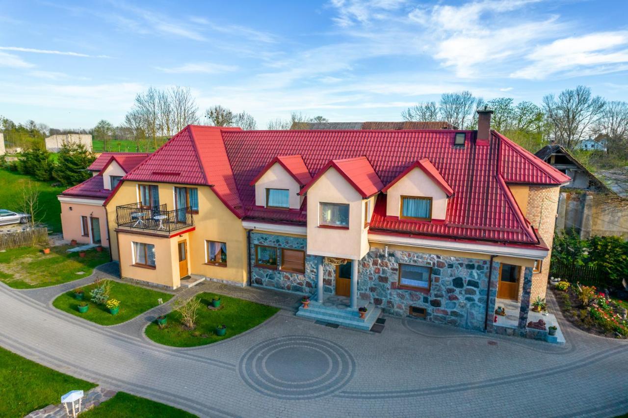 Zameczek Villa Mikołajki Bagian luar foto