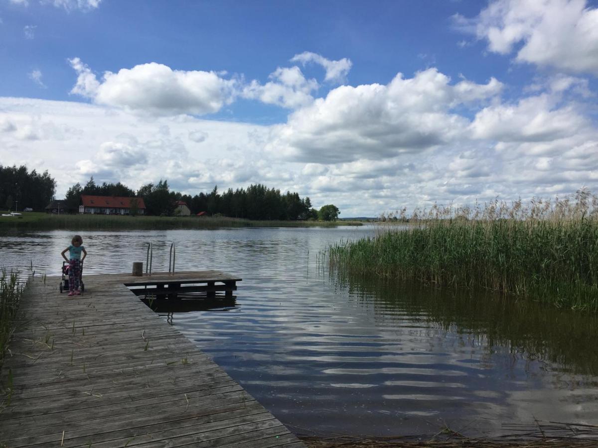 Zameczek Villa Mikołajki Bagian luar foto